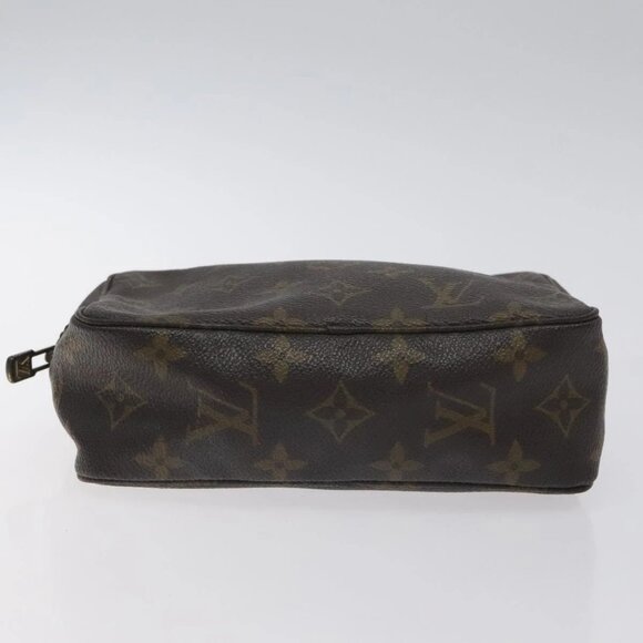 LOUIS VUITTON Monogram Trousse Toilette 18 Pouch - Picture 5 of 14